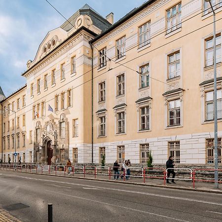 Skau 2 Old Town Family & Business Apartment 2 Floor Free Parking Bratislava Exterior foto