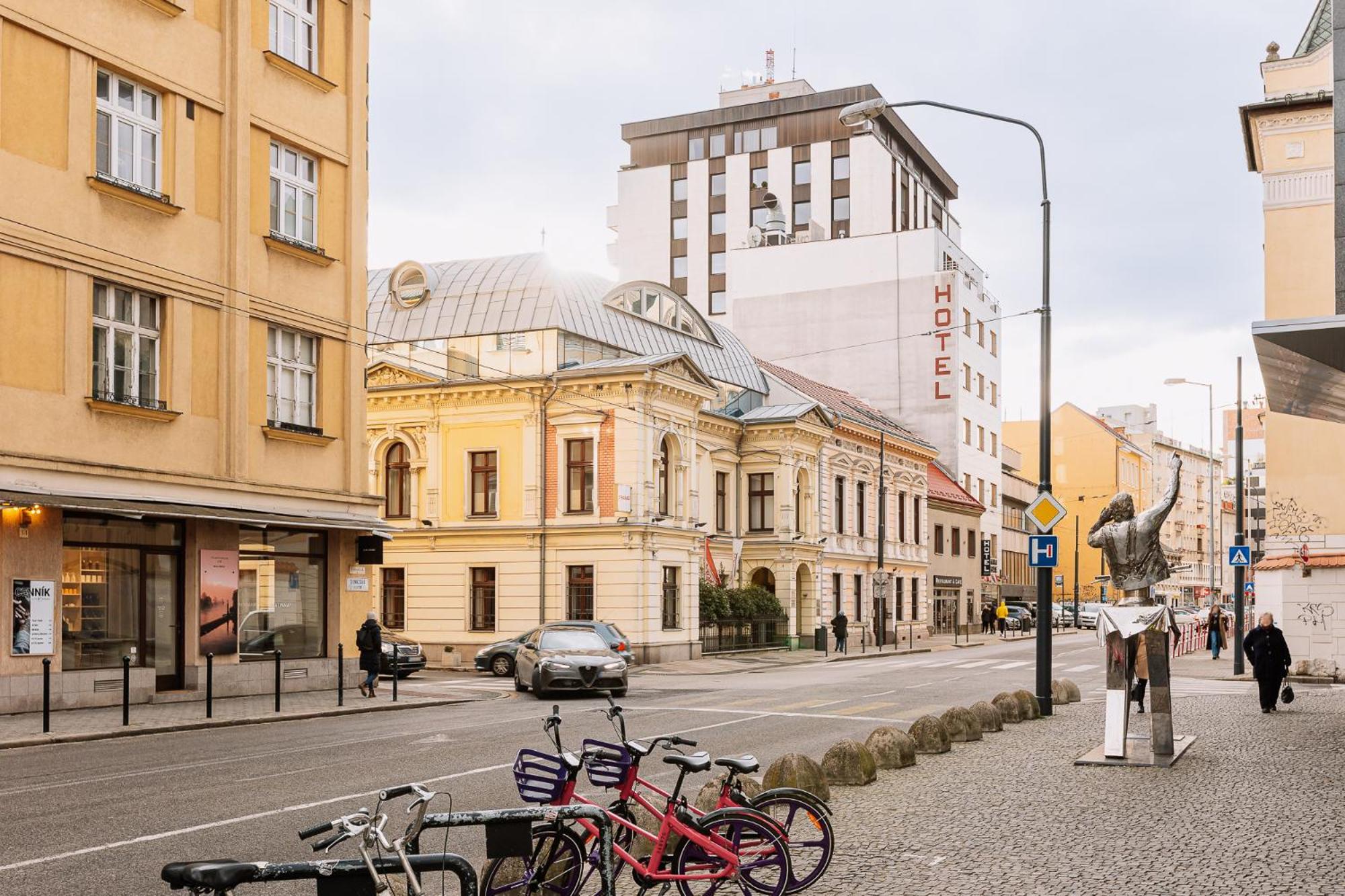 Skau 2 Old Town Family & Business Apartment 2 Floor Free Parking Bratislava Exterior foto